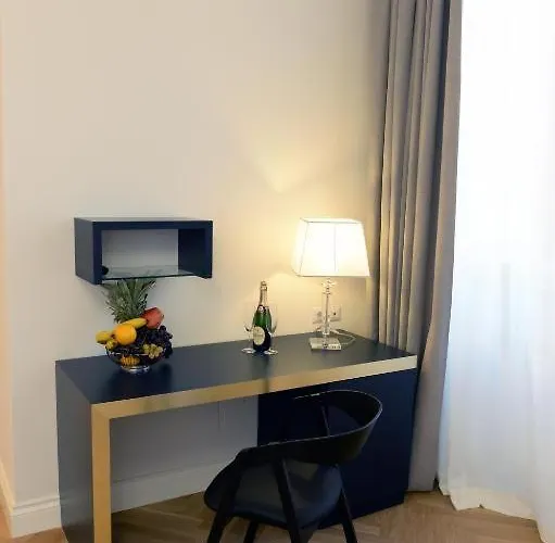Spagna Luxury 4*