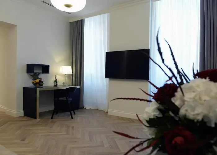 Spagna Luxury Guest house 4*