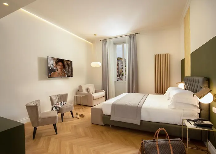 Spagna Luxury Affittacamere 4*